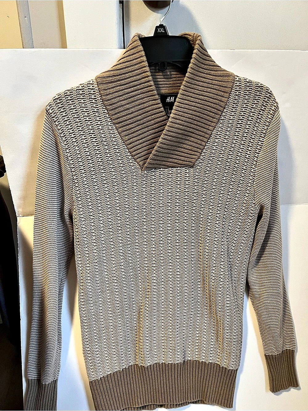 H&Medium Men's Shawl Collar Sweater Size Medium NWT